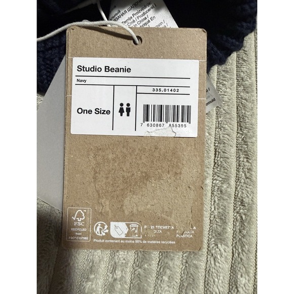 On Cloud Studio Beanie Navy Blue Hat One Size Unisex Knit Sweater Cap Cuffed NEW - Picture 5 of 5